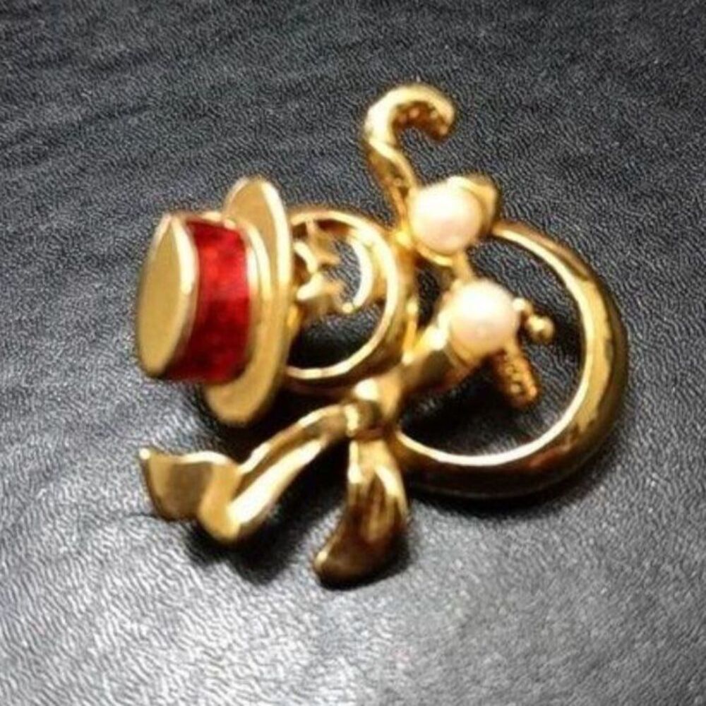 Starry eyed gold tone vintage Avon snowman brooch - Picture 5 of 8